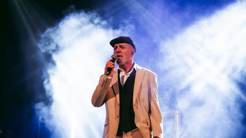 Gustavo Cordera llega a Mendoza con su Caravana Tour 2025